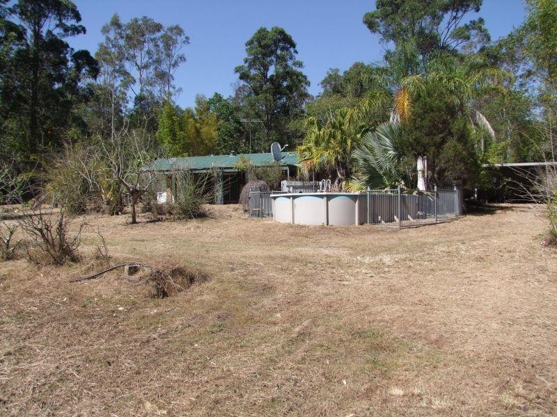 33 Harvey Rd, Glenwood QLD 4570