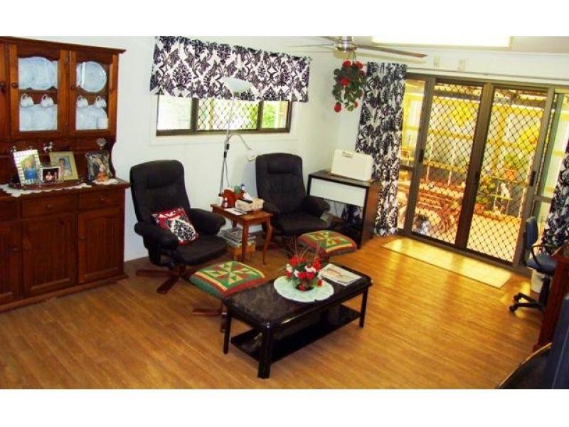 9 Koumala St, Southside QLD 4570