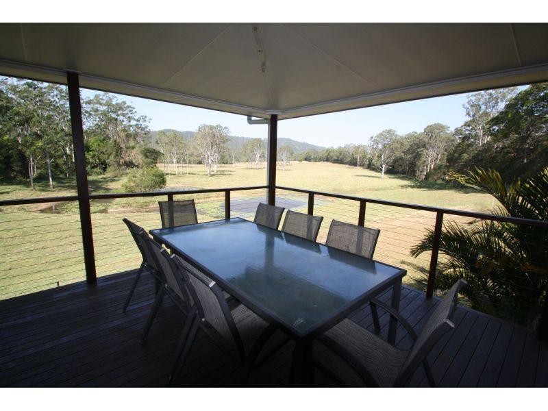 371 Neusavale Road, Wolvi QLD 4570