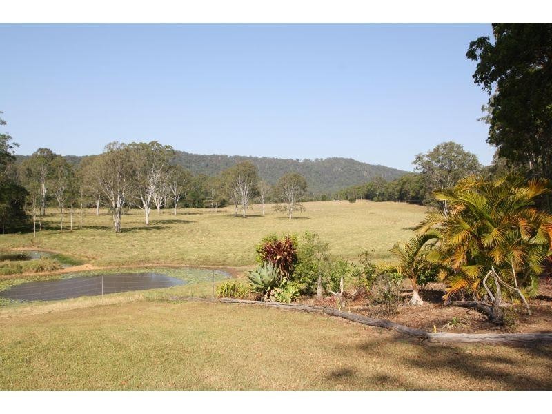 371 Neusavale Road, Wolvi QLD 4570