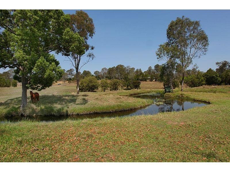 62 Horton Road, Chatsworth QLD 4570