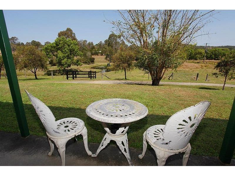 62 Horton Road, Chatsworth QLD 4570