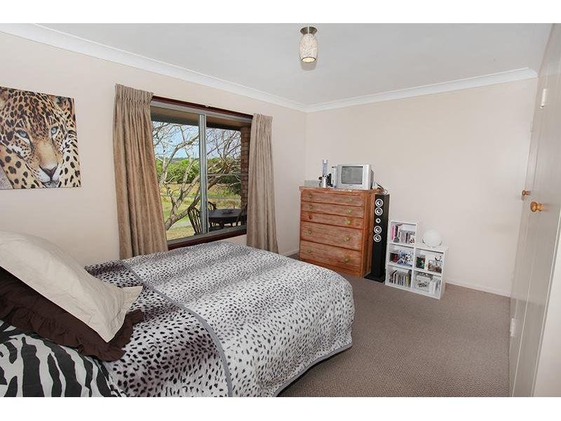 62 Horton Road, Chatsworth QLD 4570