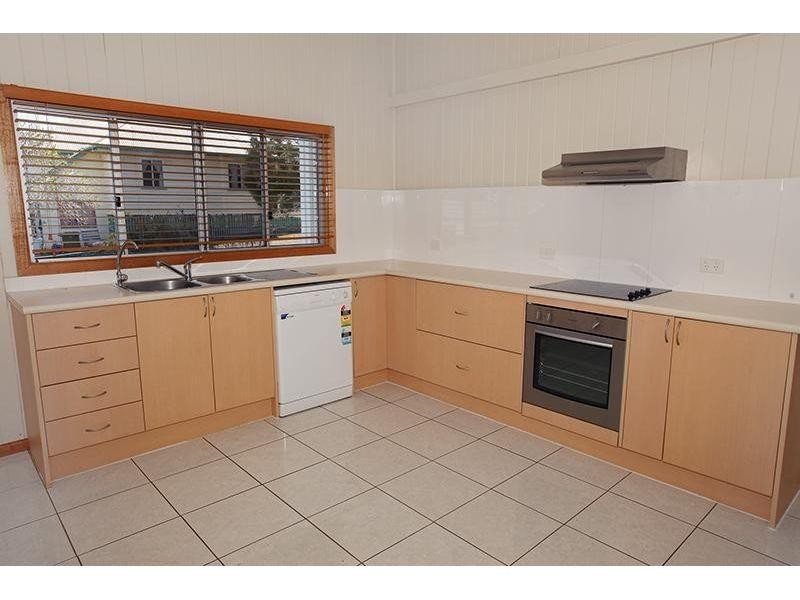 15 Bridge Street, Kilkivan QLD 4600