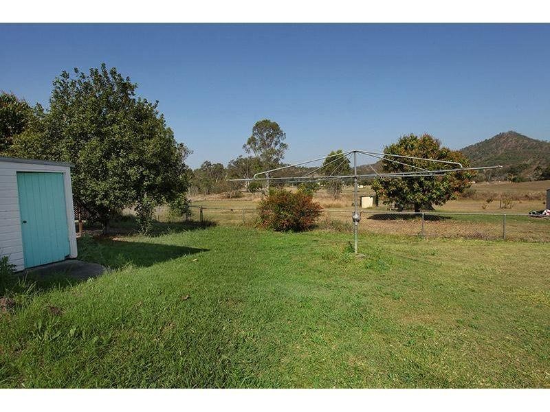 15 Bridge Street, Kilkivan QLD 4600