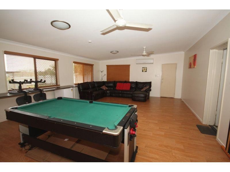 35 McIntosh Creek Road, Jones Hill QLD 4570