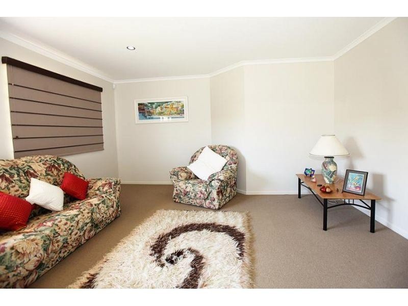 34 Premier Avenue, Jones Hill QLD 4570