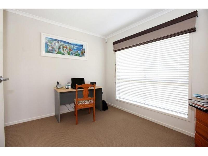 34 Premier Avenue, Jones Hill QLD 4570