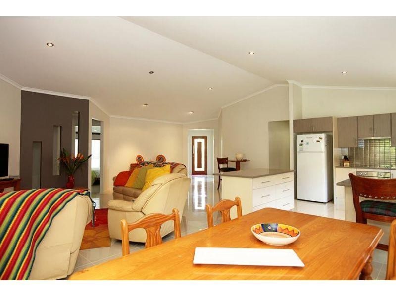 34 Premier Avenue, Jones Hill QLD 4570