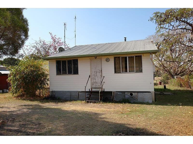 4 James Street, Kilkivan QLD 4600