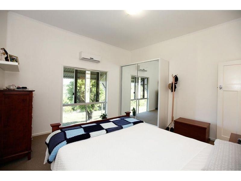 80 Offer Road, Veteran QLD 4570