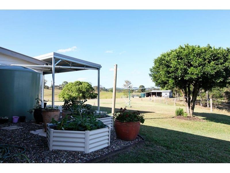 80 Offer Road, Veteran QLD 4570