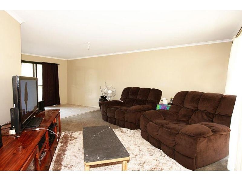 71 Lymburner Road, Pie Creek QLD 4570