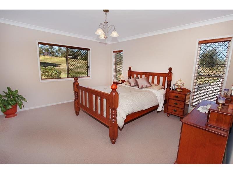 11 Billabong Court, Pie Creek QLD 4570