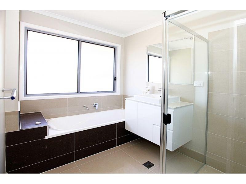 50 Old Veteran Road, Veteran QLD 4570