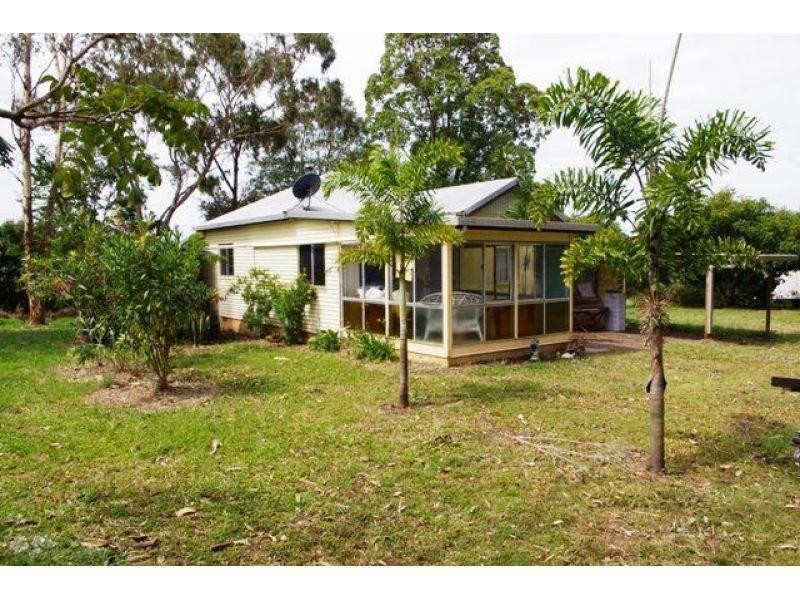 18 Mullins Creek Road, Goomboorian QLD 4570