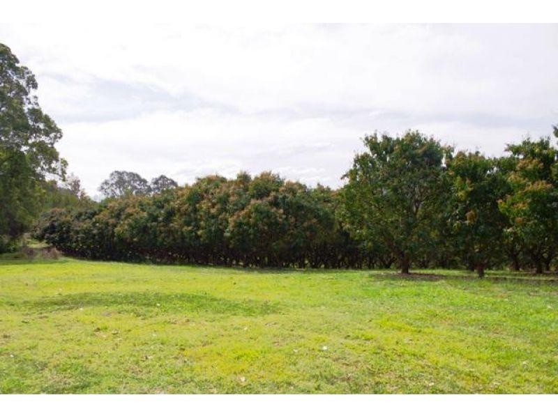 18 Mullins Creek Road, Goomboorian QLD 4570