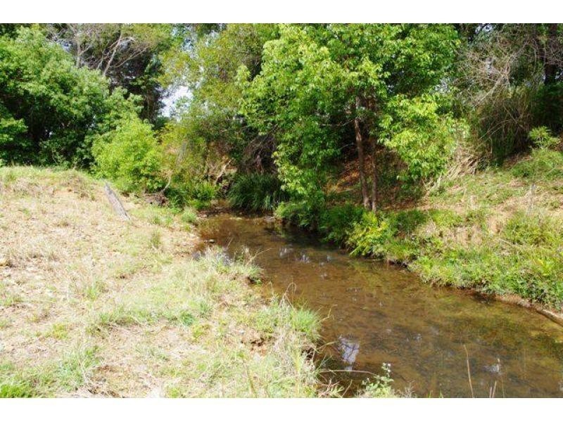 18 Mullins Creek Road, Goomboorian QLD 4570