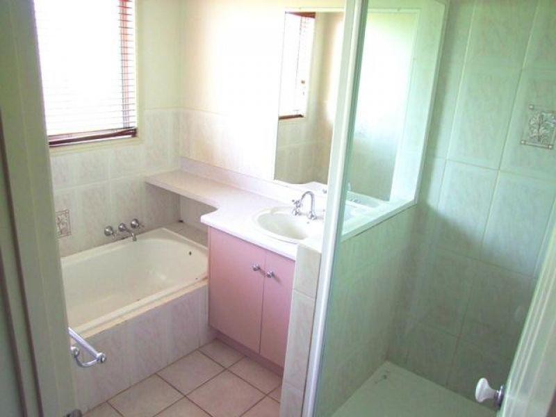 119 Groundwater Rd, Southside QLD 4570