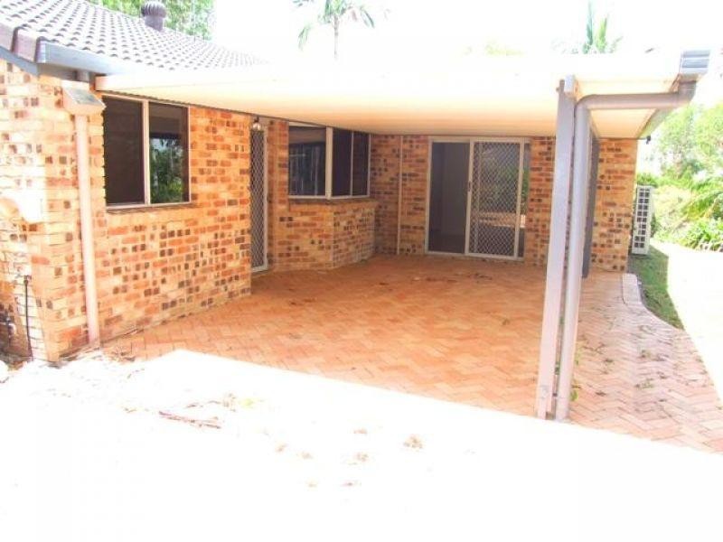 119 Groundwater Rd, Southside QLD 4570