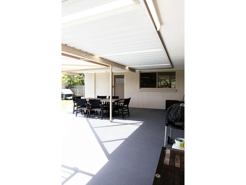 52 Groundwater Road, Southside QLD 4570