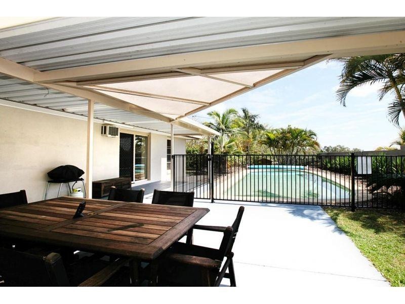 52 Groundwater Road, Southside QLD 4570