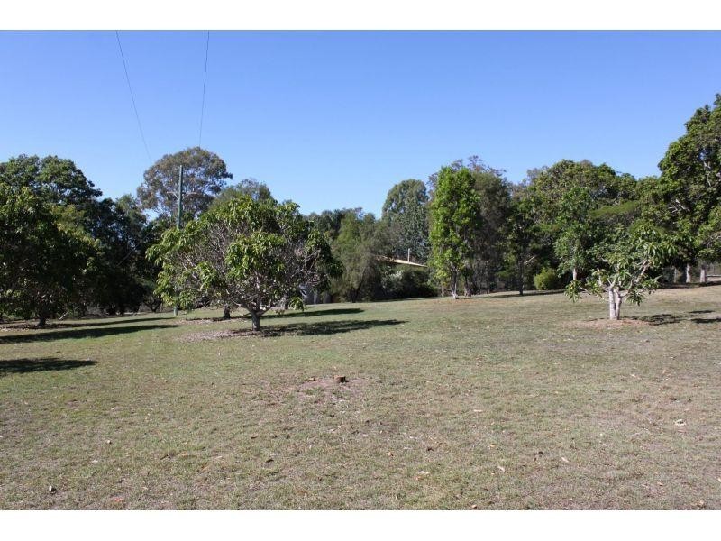 229 Hoopers Road, Curra QLD 4570