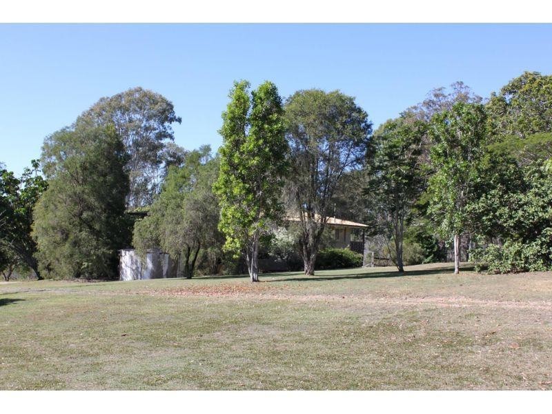 229 Hoopers Road, Curra QLD 4570