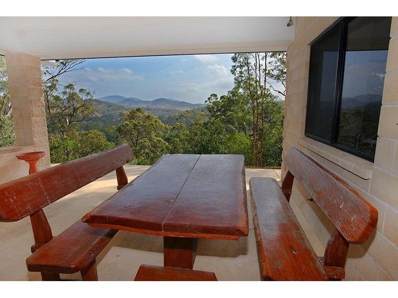 153 Benian Road, The Palms QLD 4570