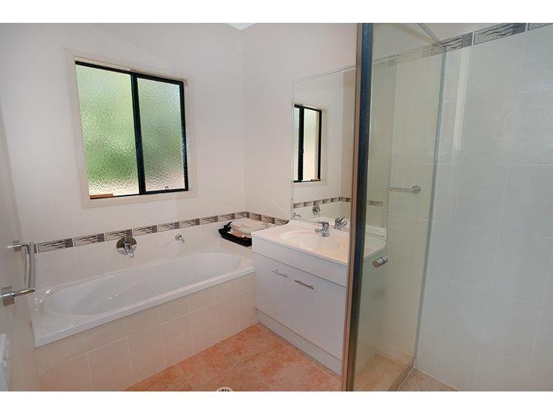 153 Benian Road, The Palms QLD 4570