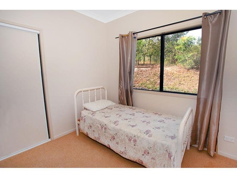 153 Benian Road, The Palms QLD 4570