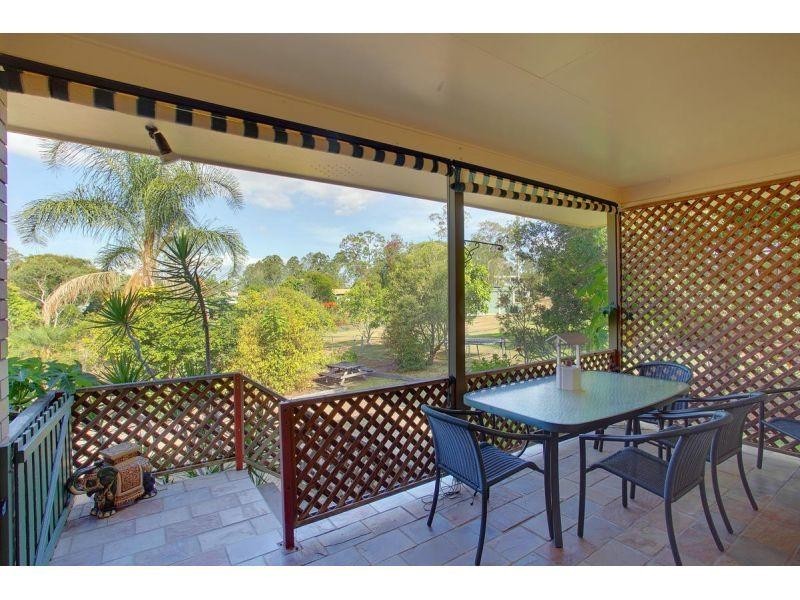 25 Johnstone Road, Southside QLD 4570