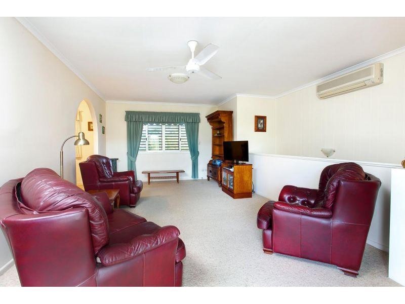 25 Johnstone Road, Southside QLD 4570