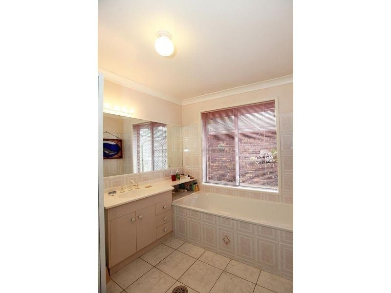 66 Silky Oak Dr, Nahrunda QLD 4570