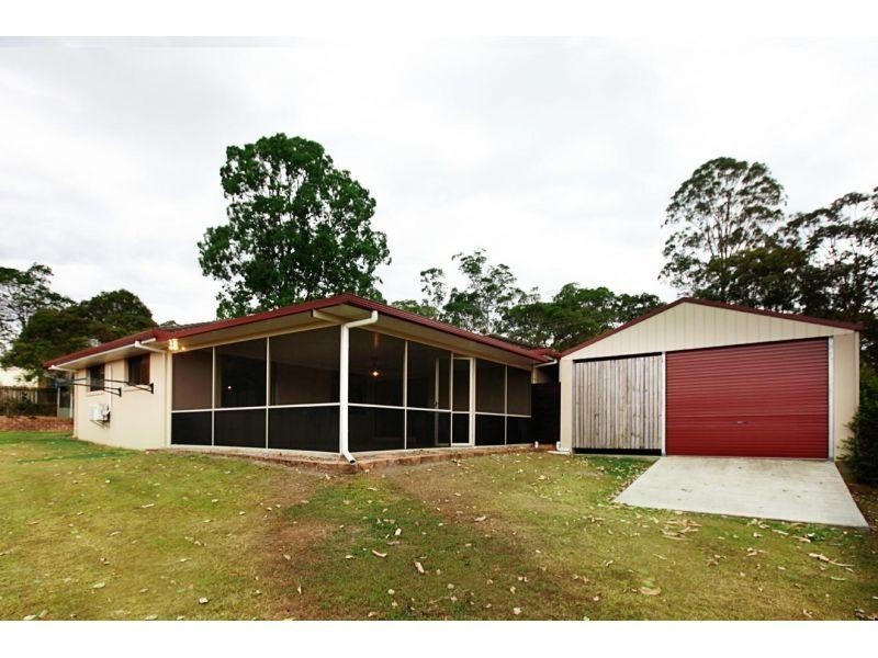23 Copp Road, Southside QLD 4570