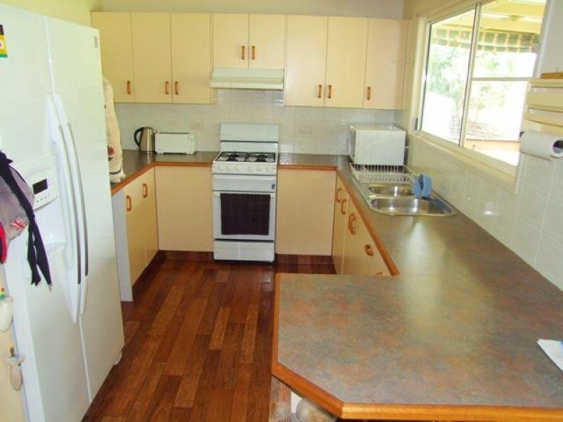 10 Kabi Crescent, Widgee QLD 4570