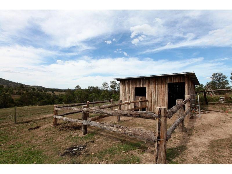 199 Rammutt Road, Chatsworth QLD 4570