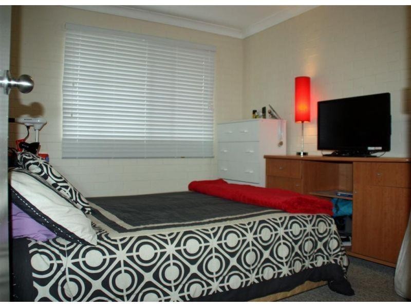 24 Rumbalara Avenue, Rainbow Beach QLD 4581