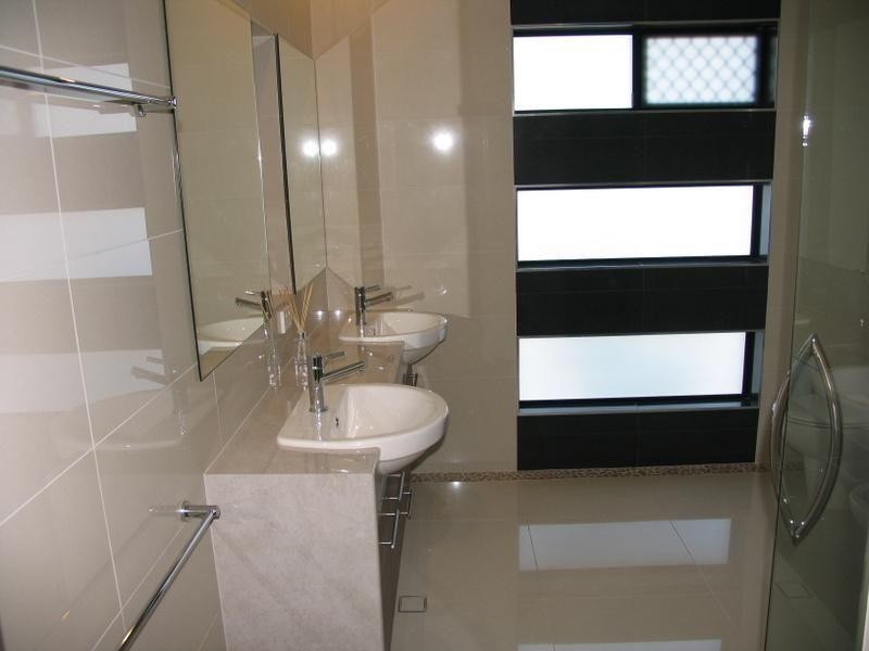 13 Majestic Place, Jones Hill QLD 4570