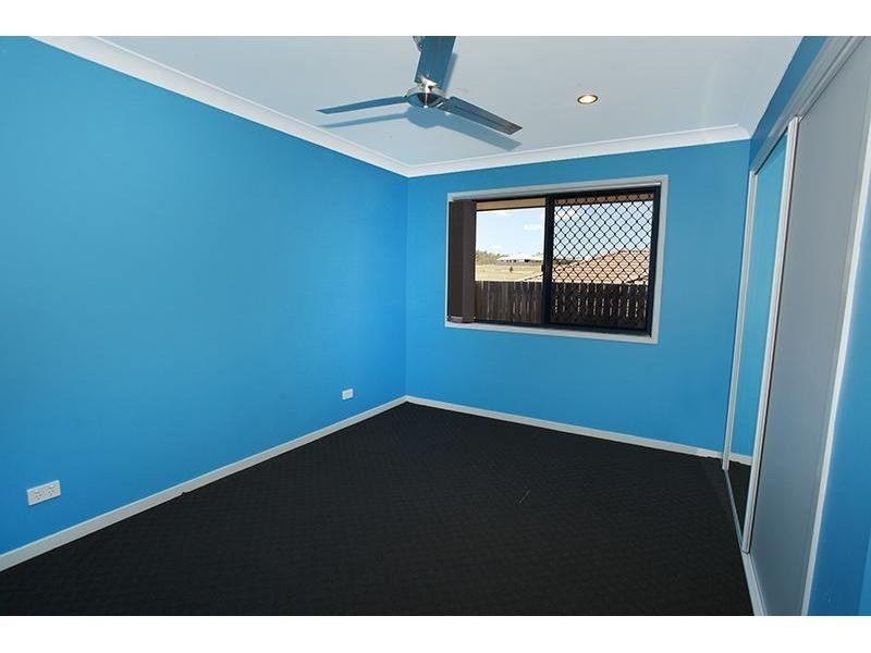 31 Premier Avenue, Jones Hill QLD 4570