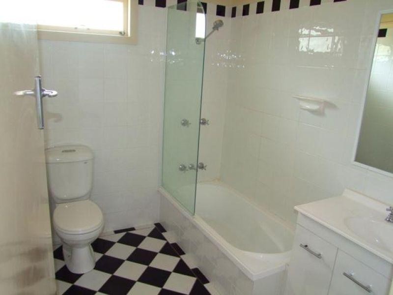 155 Pine St, Gympie QLD 4570