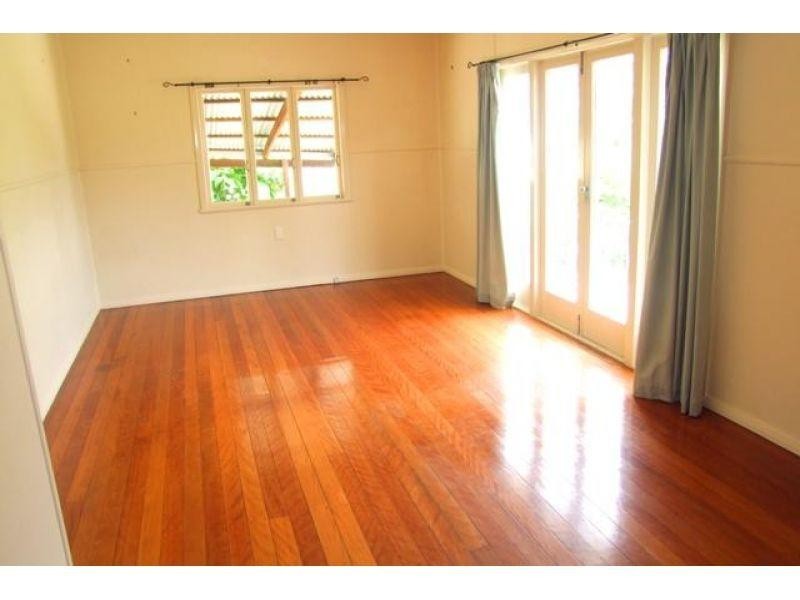 155 Pine St, Gympie QLD 4570