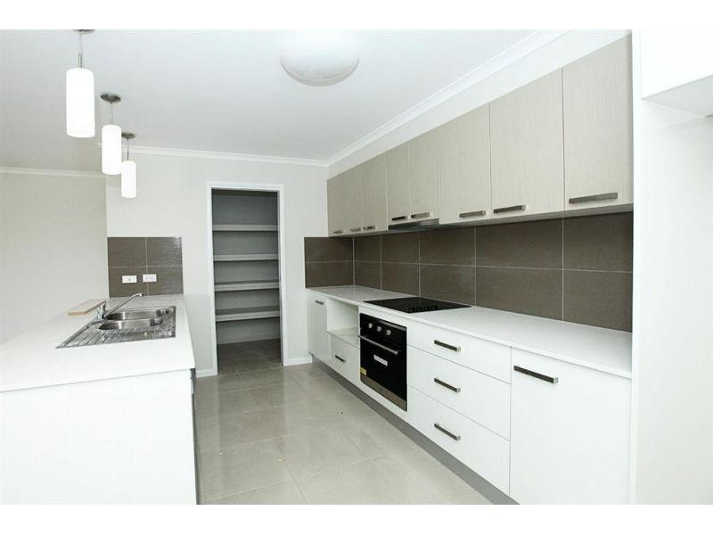 3 East Deep Creek, Monkland QLD 4570