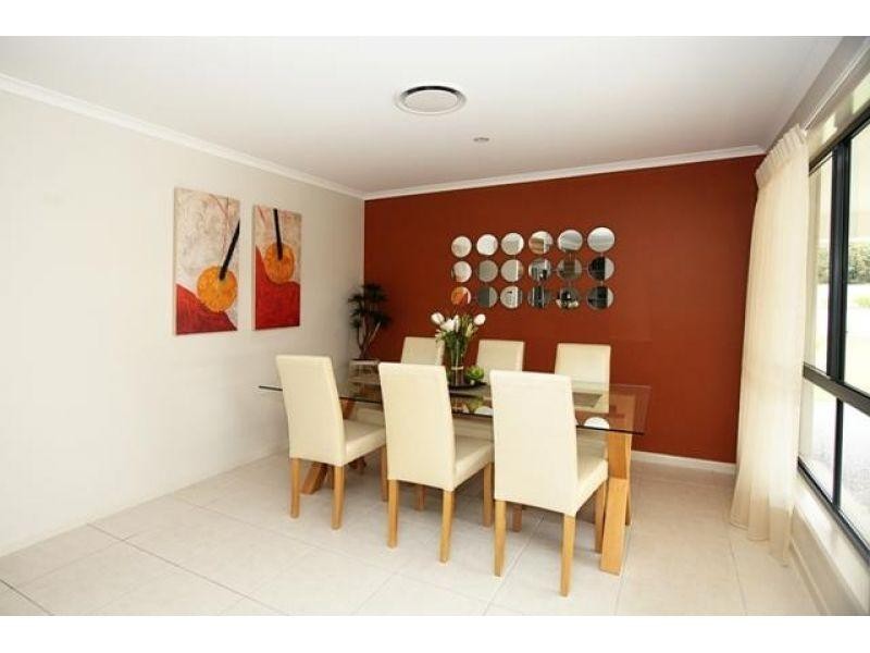 20 Woodland Drive, Southside QLD 4570