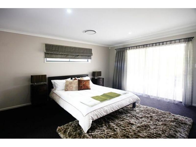 20 Woodland Drive, Southside QLD 4570