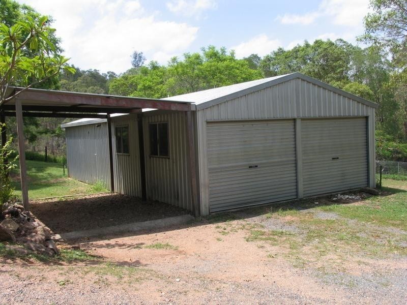 92 Lymburner Road, Pie Creek QLD 4570