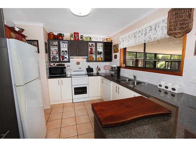 7  Mary St, Amamoor QLD 4570