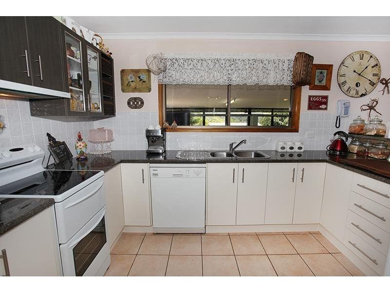 7  Mary St, Amamoor QLD 4570