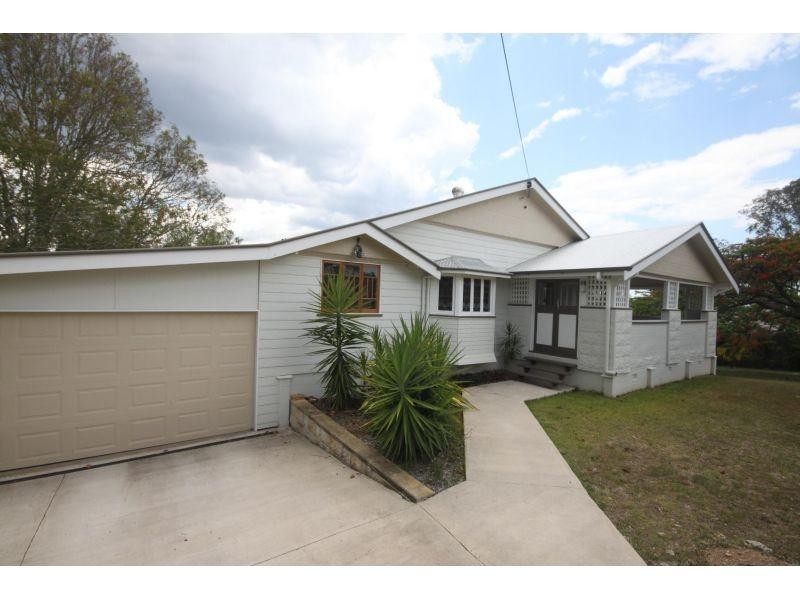 31 Watson Road, Southside QLD 4570