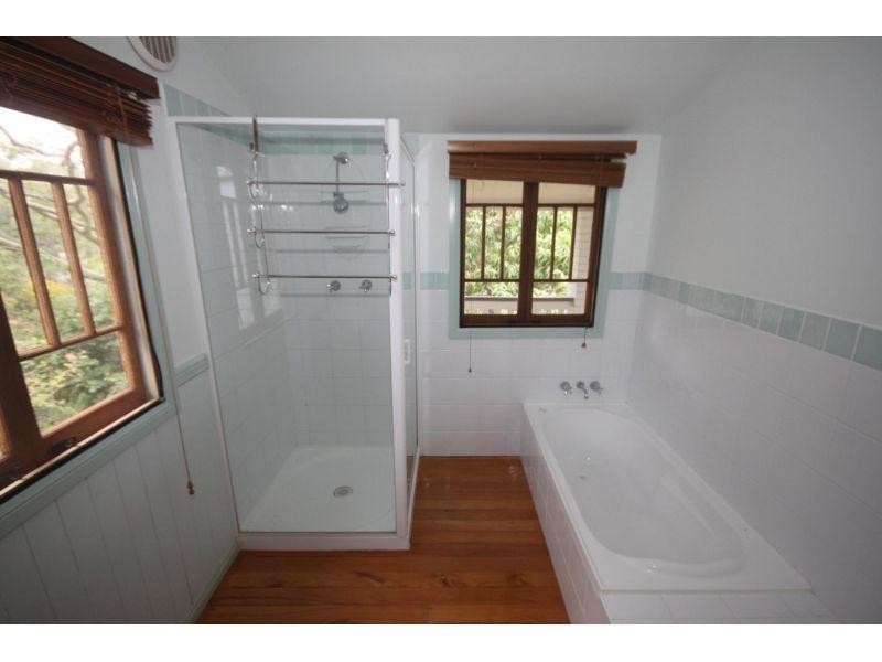 31 Watson Road, Southside QLD 4570